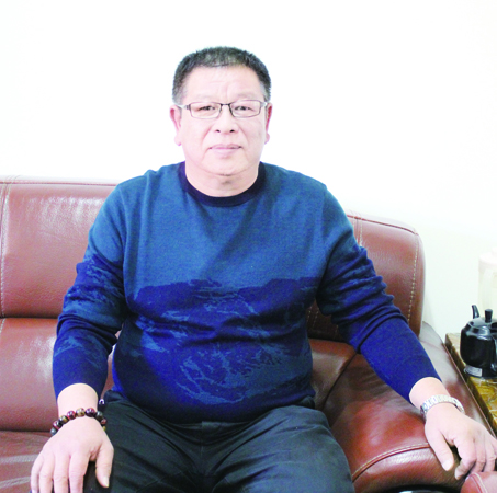 林卓群照片.JPG