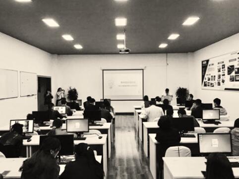 1508848655425670.jpg 2.jpg