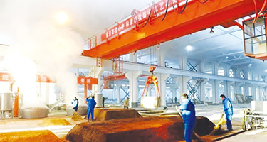 9-1 图配文1“慢”与“快”背后的洋河.jpg