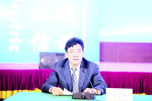 4-12 阿里地区行署专员彭措.jpg