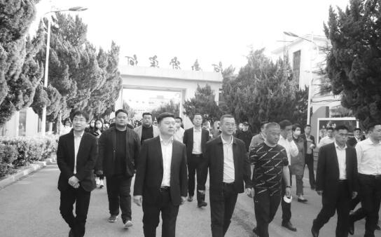 1587717388408695.jpg 4.jpg