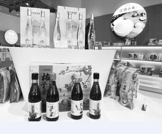 1608882302828480.jpg 2.jpg