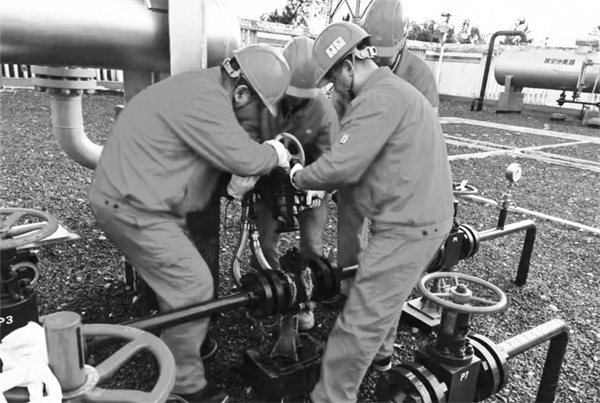 7-1 4川中油气矿仪陇作业区.jpg