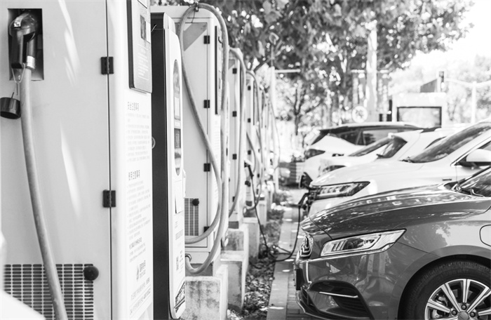 1660357844928075.jpg 2-1 图配文1中国品牌这十年.jpg