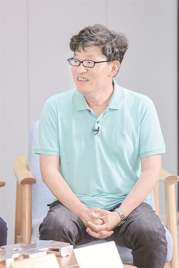 1660401896103822.jpg 俞柏鸿.jpg