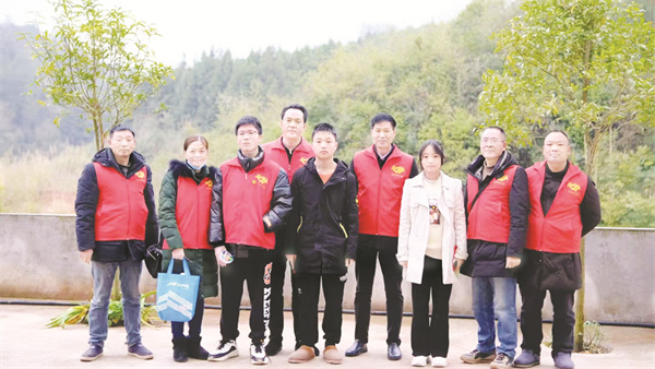 4-1 1 李志鹏带领好人协会.jpg