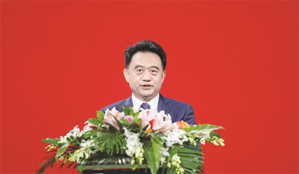 4-5 5 4 新华社民族品牌工程负.jpg