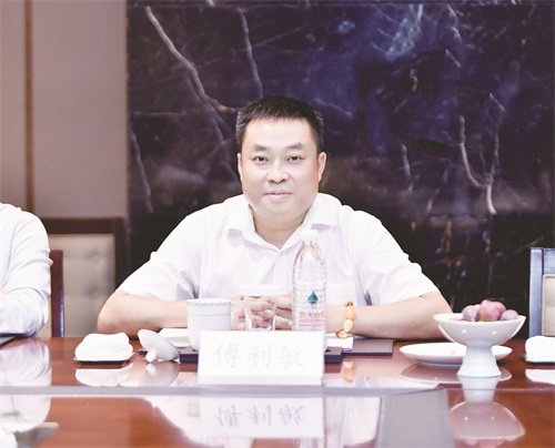 傅利敏-徐青青摄 (2).jpg