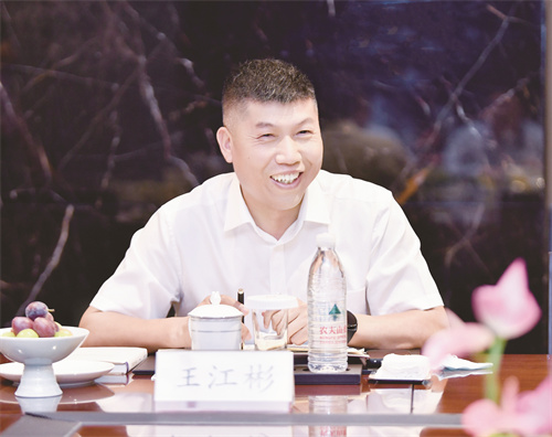 王江彬-徐青青摄 (6).jpg