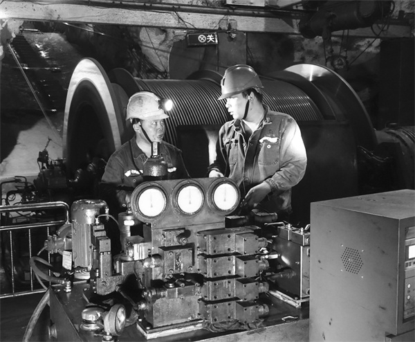 1668088139429148.jpg 7-1 1 华荣能源公司赵家坝煤矿2200.jpg