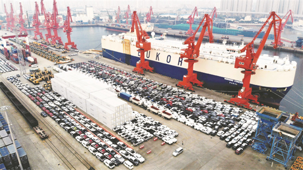 1668252749659738.jpg 1-2 图配文1 2非凡十年看品.jpg