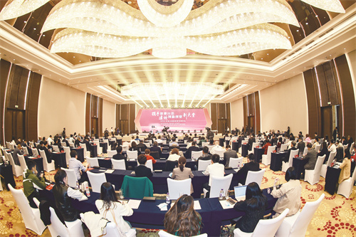 1668266352947924.jpg 2022年第五届杭港澳发展论坛 朱旭洁摄 (1).jpg