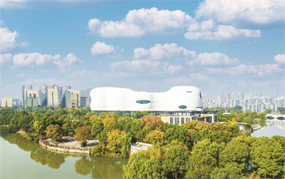 1668839802625666.jpg 11.8动漫馆外景-毛羽丰摄1.jpg