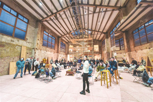 1669203826858460.jpg 4-5 “集火实验室”活化利用场景:集火开放夜(社区营造).jpg