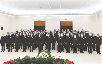 1-3 3 12月5日，江泽.jpg