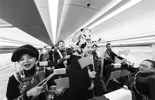 1672134752162754.jpg 2-1 1 新成昆铁路.jpg