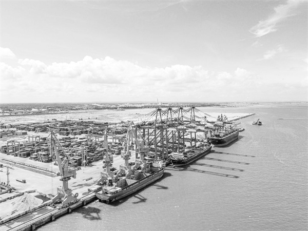 6-1 1 北部湾港.jpg