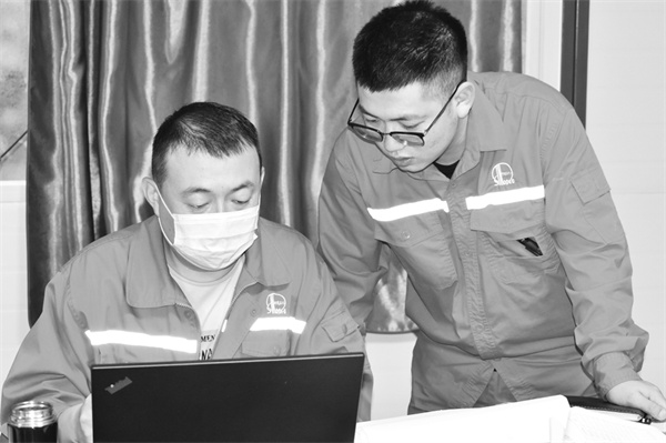 2-5 3，搭建“四个平台”.jpg