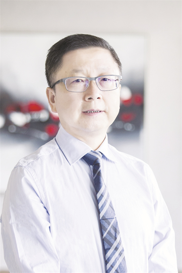 1681121771947936.jpg 6-10 1 10 华工科技董事长马新强.jpg