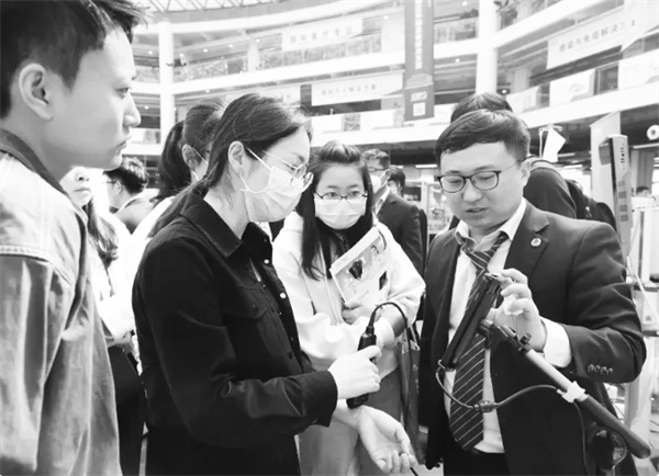 1681739916365967.jpg 3-3 3,.jpg