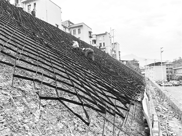 1681815059471611.jpg 6-2 5代池坝矿治理边坡防地质灾害.jpg