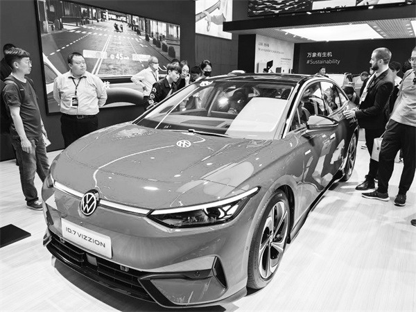 1682002721238681.jpg 3-1 5 刚刚全球首发的大众I.jpg