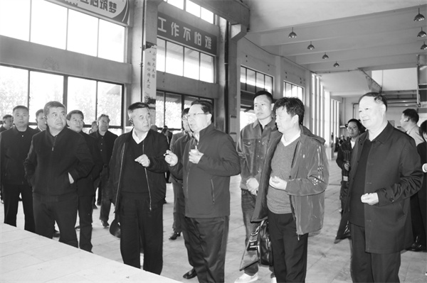 2-1 1 为河南省芒砀商会到河.jpg