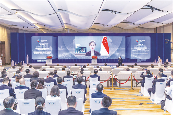 1682505901202088.jpg 4-1 1 2023年4月20日,在重庆.jpg