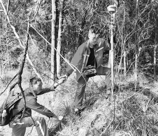 1683203582661217.jpg 2-2 5:越坎上测线.jpg