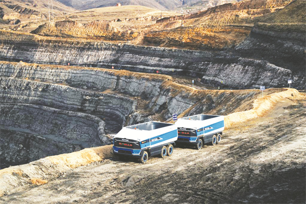 4-3 4，“载山”5月6日在内蒙古自.jpg