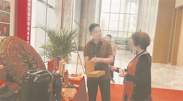 1683967400690213.jpg 1-1 图配文1福建品牌价值百.jpg