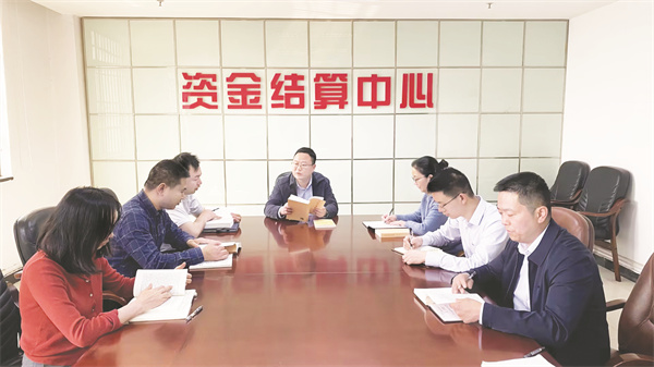 1-2 2 各党支部组织学习.jpg