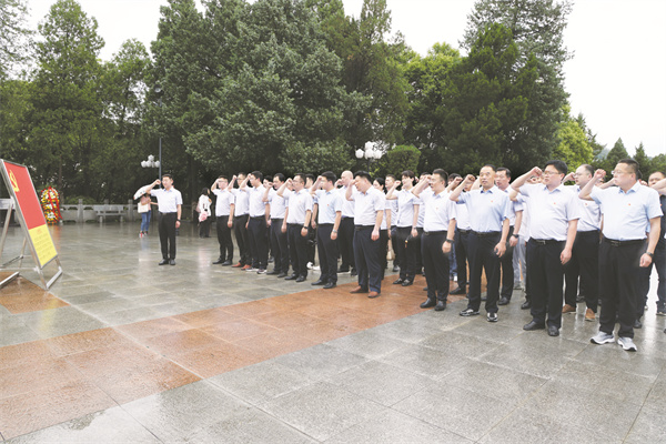 1-3 2，重温入党誓词.jpg