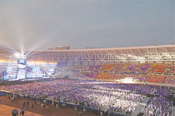 8-3 2 2 再度启航.jpg