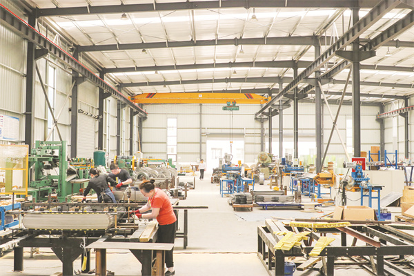 4-8 8、生产车间.jpg