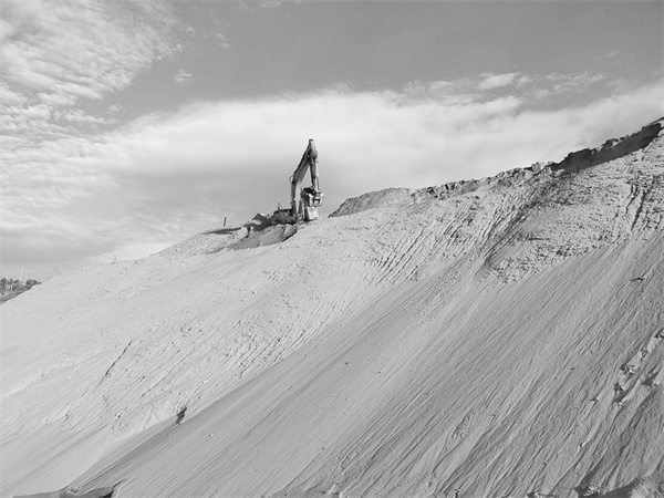 7-2 6 塌陷变良田.jpg