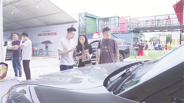 5-2 1 2 第一版特稿汽车下乡3.jpg