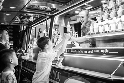 3-2 4 图片新闻.jpg