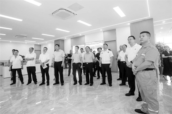 2-2 2 创新赋能.jpg