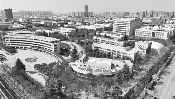 3-3 4 这是中国科学院西安光学.jpg