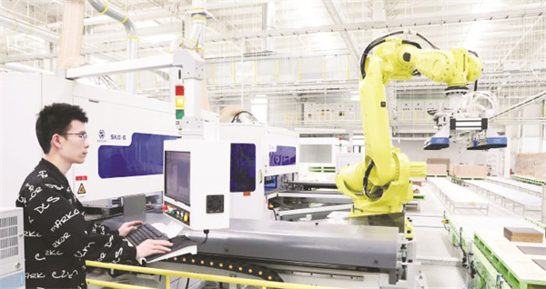 4-1 图1家具出海闯.jpg