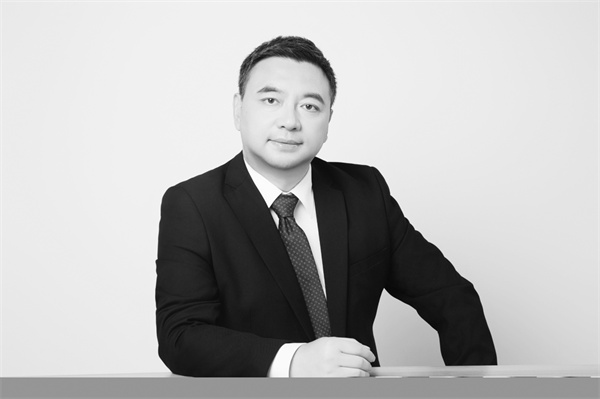 3-2 4 李健 配图.jpg
