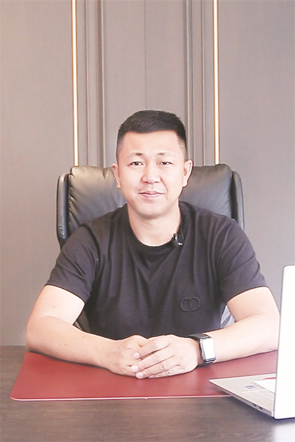 1724761396670742.jpg 5-18 18 王海洋.jpg