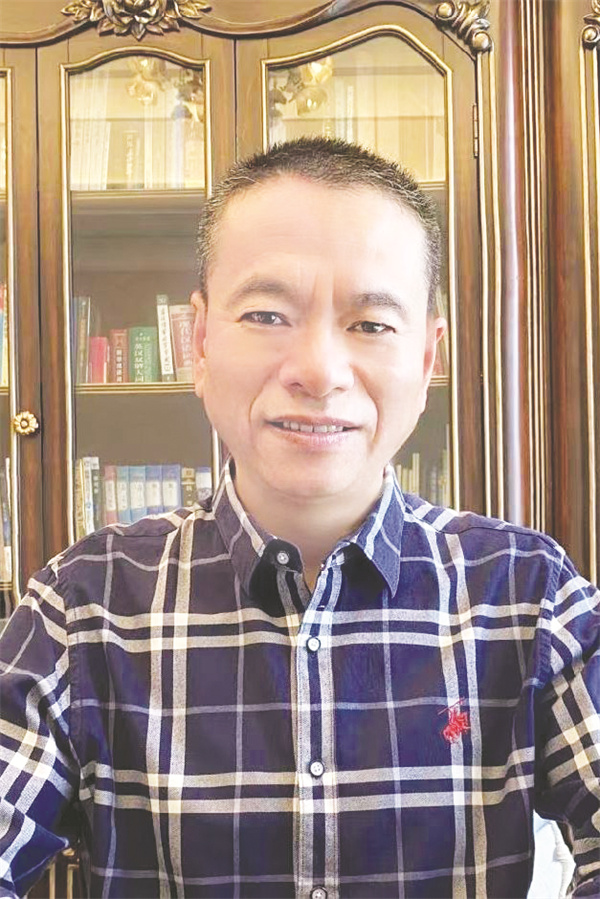 1724761734209492.jpg 5-25 25 郑小新.jpg