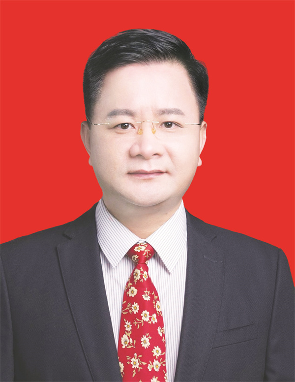 1-1 1 中国联合网络通信有限公司深圳市分公司科技创新委员会副主任 吴乃星.jpg