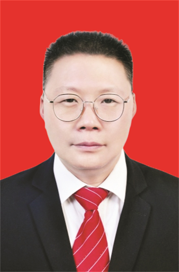 1-8 8，广安王耀源能学科技有限公司创始人王耀.jpg