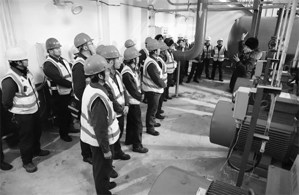 1735131890603161.jpg 2-2 3(必发)图片新闻.jpg