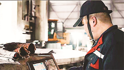 1736506717751948.jpg 5-1 图1小锻件“连”起大世界.jpg