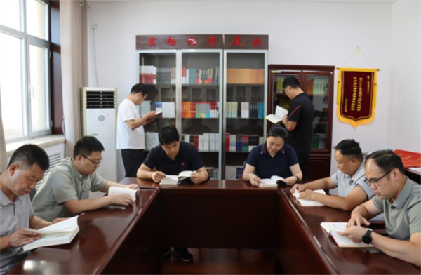 隆尧县烟草专卖局开展主题读书活动 图片新闻.png