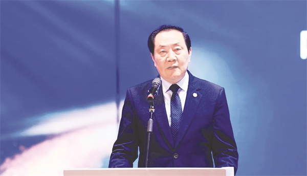 4-3 3 中国亚洲经济发展协会会长权顺基致辞.jpg